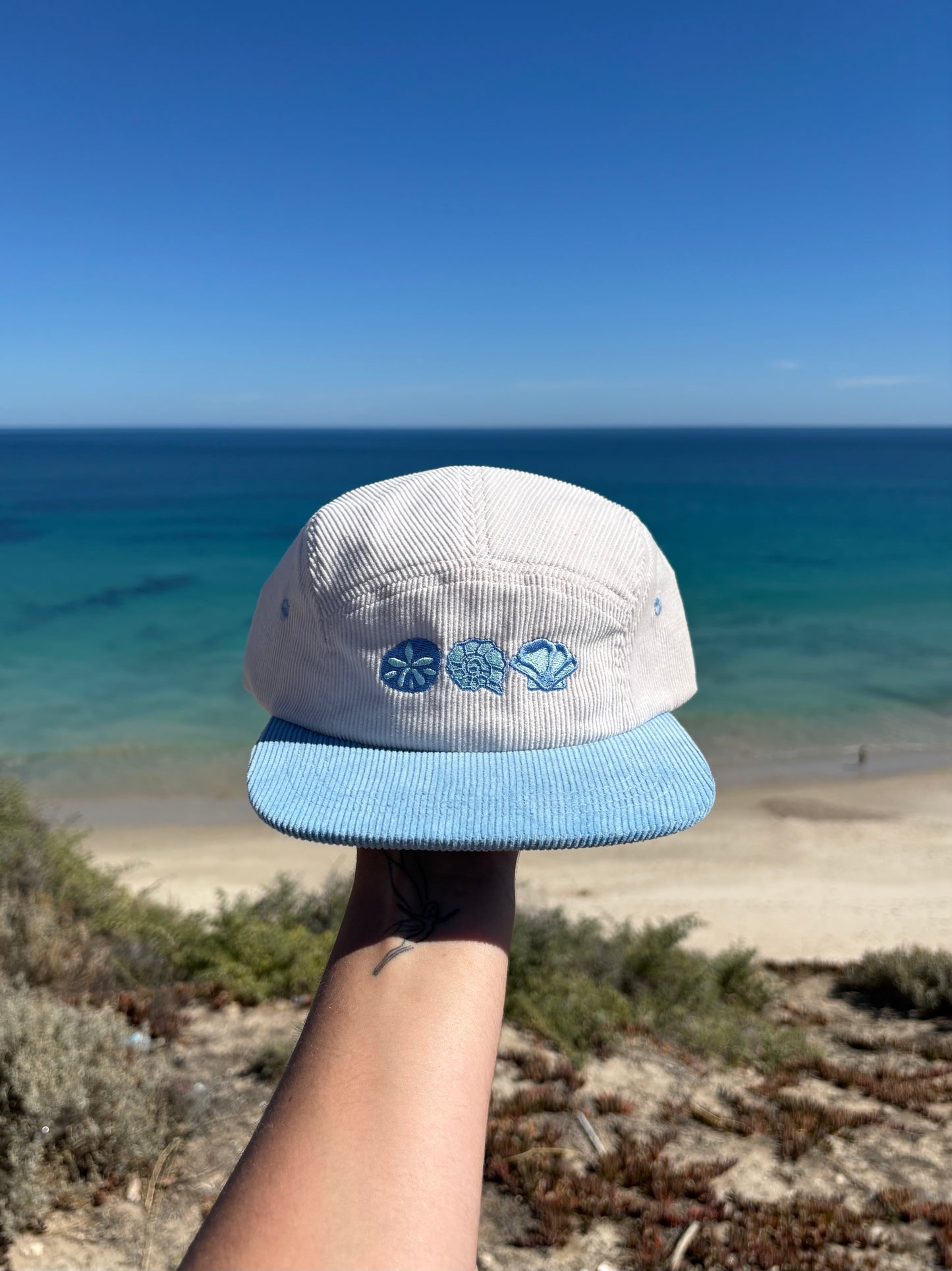 Shelli cord lid